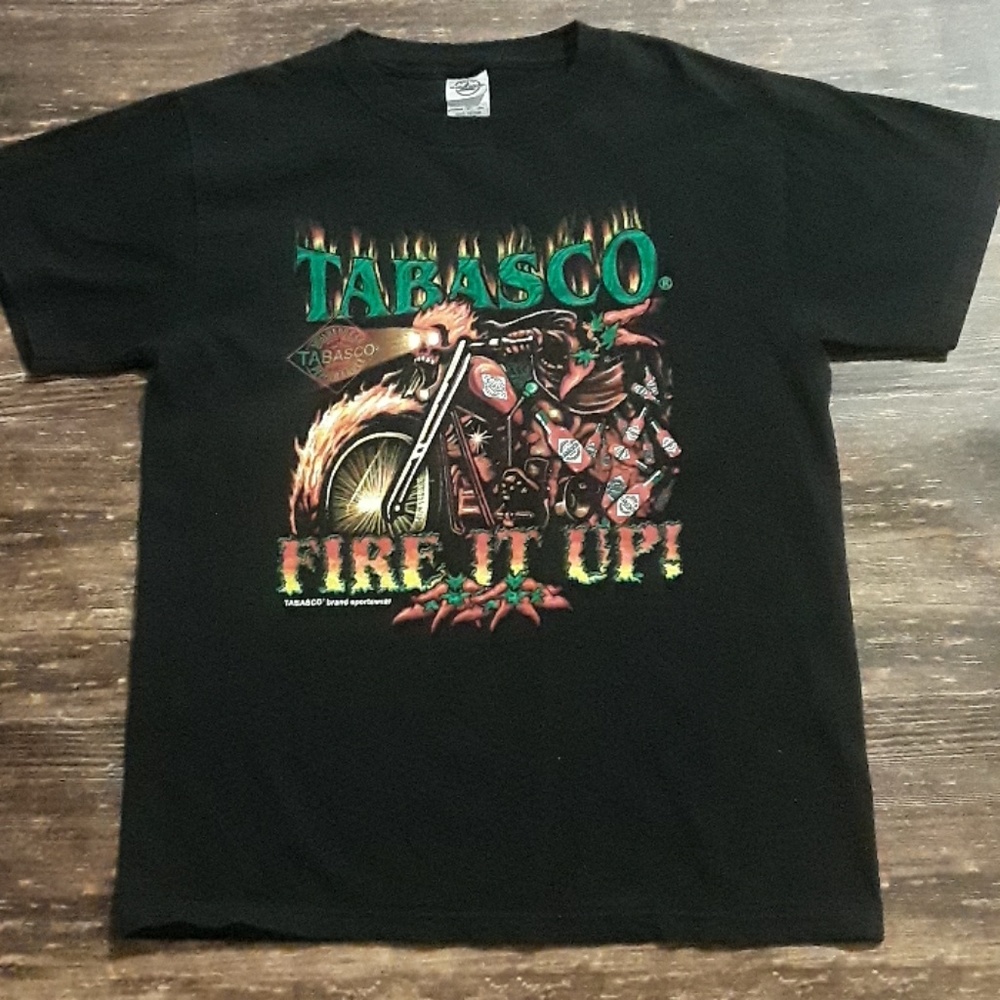 Men's Tabasco fire up Tshirt  size M